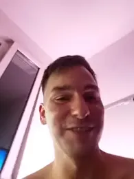 Pornobienchen webcam stripchat model stream image