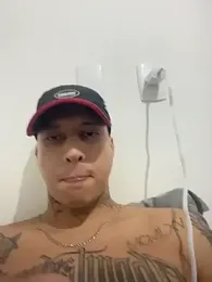Ttinho webcam stripchat model stream image