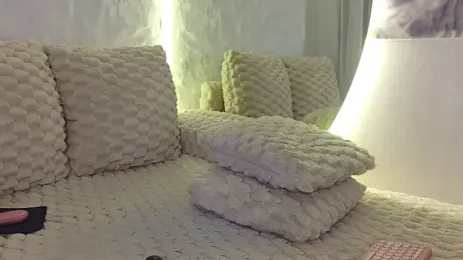 moniqque webcam stripchat model stream image