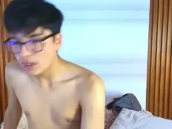 Milo_Wolff webcam stripchat model stream image