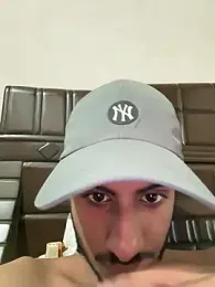 hotieboiie webcam stripchat model stream image