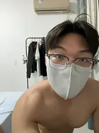 Stream-Bild von Ycen_ auf stripchat