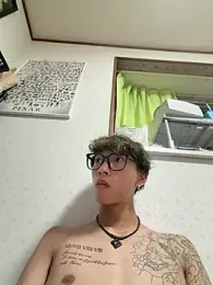 kshu420 webcam stripchat model stream image