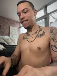 AlphaMasterXxx webcam stripchat model stream image