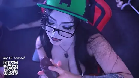 Stream-Bild von vulagarmanners_ auf Stripchat