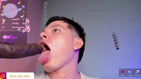 Stream-Bild von _Ottis_ auf stripchat