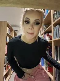 Stream-Bild von AlyssaFoxx_