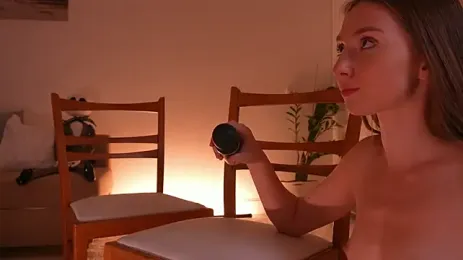 Stream-Bild von Miablueye auf Stripchat