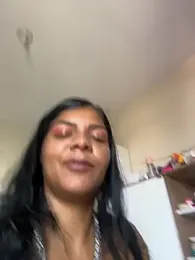Indiazinhax webcam stripchat model stream image