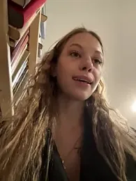 Stream-Bild von Olivia_Jemison