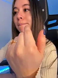 Stream-Bild von Sharon_07