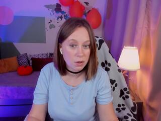 Stream-Bild von Brooke Damon