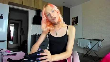 Stream-Bild von _Alice_Kitty